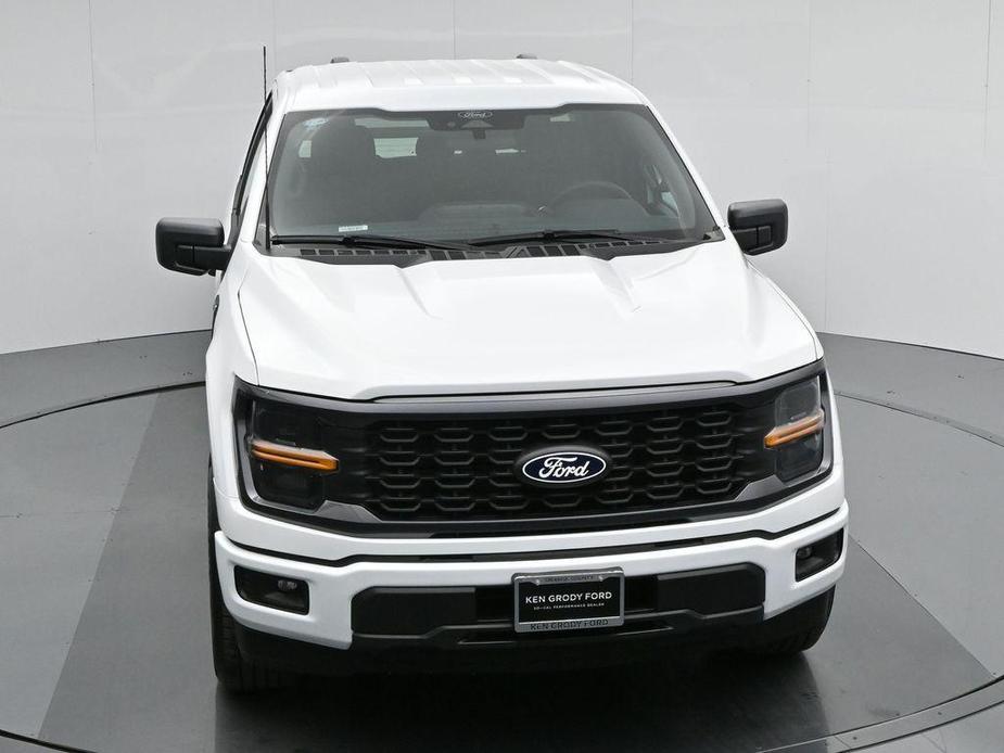 new 2024 Ford F-150 car, priced at $45,995