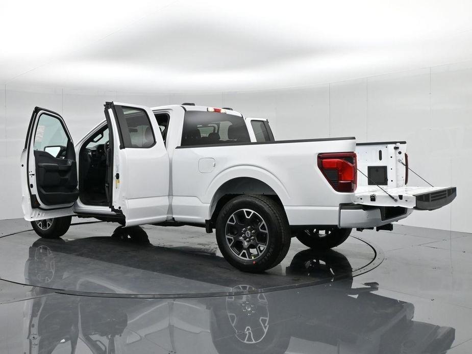 new 2024 Ford F-150 car, priced at $45,995