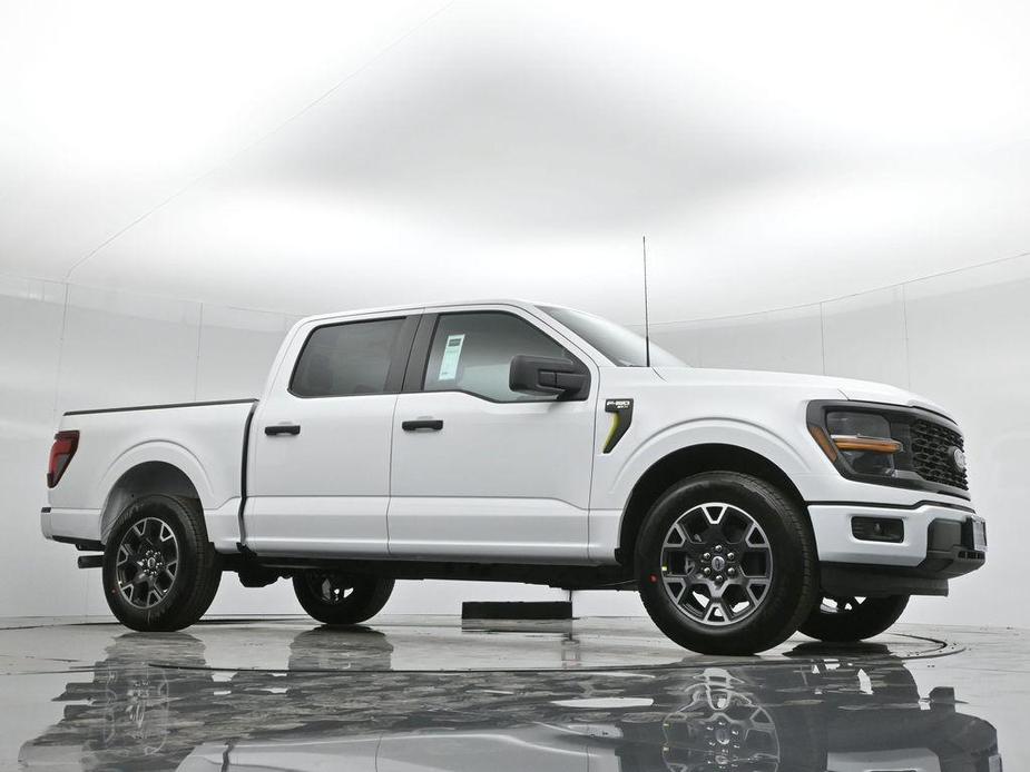 new 2024 Ford F-150 car, priced at $48,225