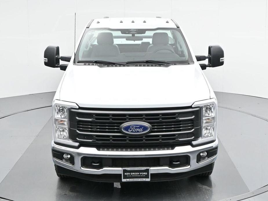 new 2024 Ford F-350 car, priced at $60,385