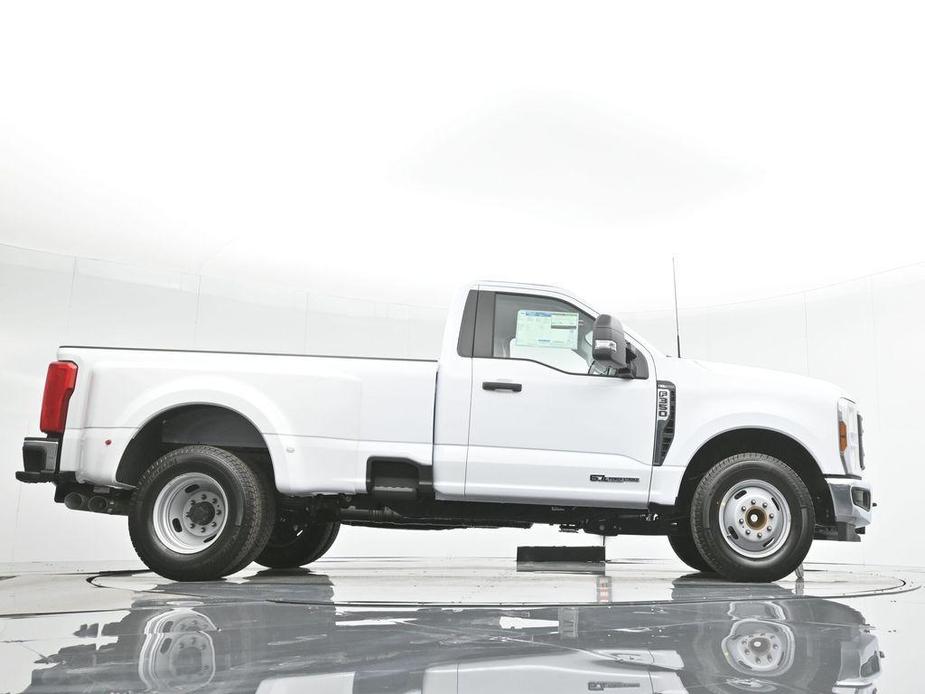 new 2024 Ford F-350 car, priced at $60,385