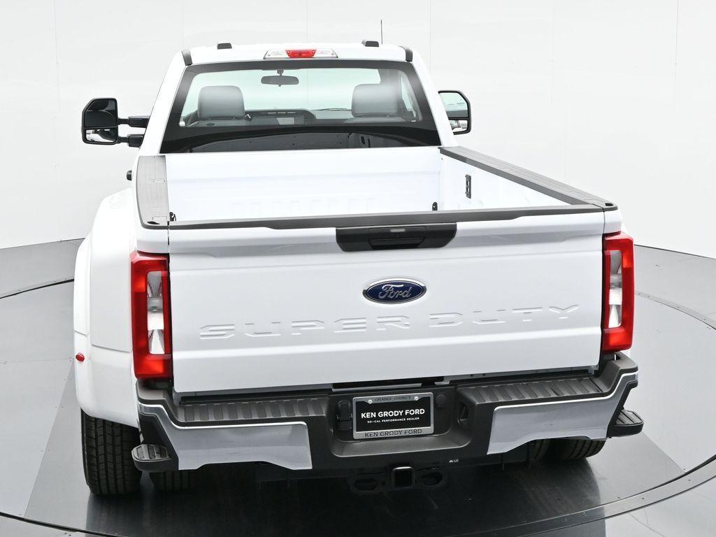 new 2024 Ford F-350 car, priced at $60,385