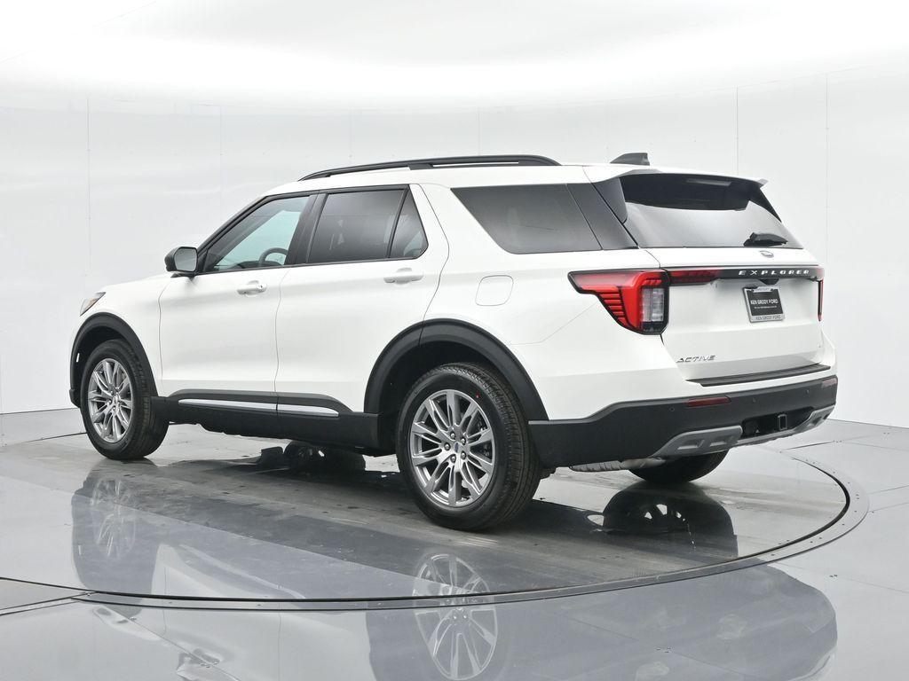 new 2025 Ford Explorer car, priced at $49,000