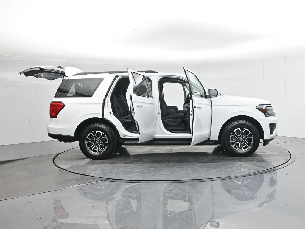 used 2023 Ford Expedition car, priced at $46,000