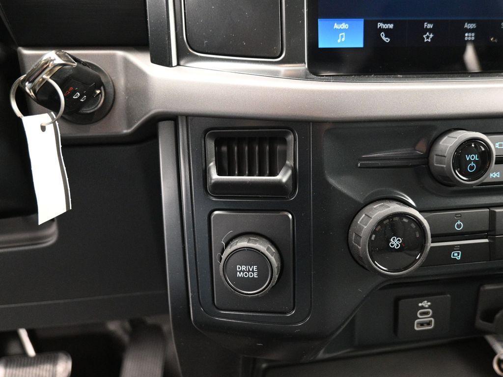 new 2025 Ford F-150 car, priced at $41,483