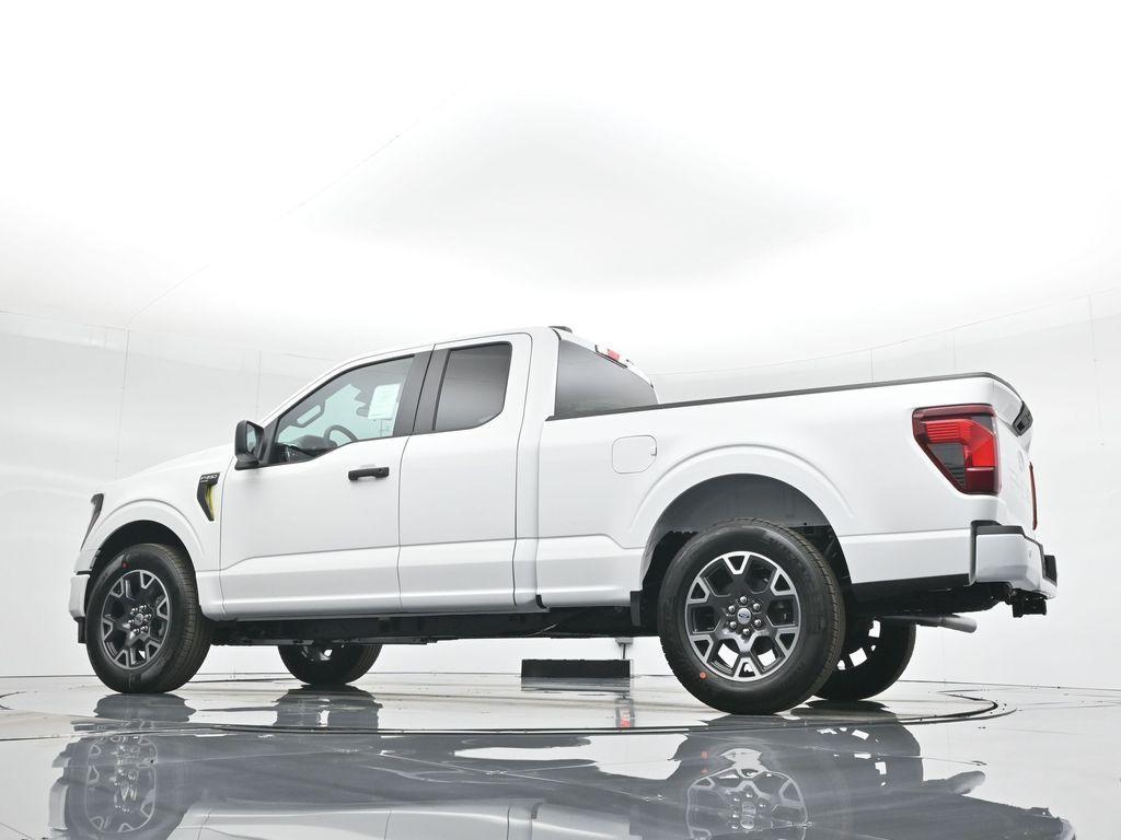 new 2025 Ford F-150 car, priced at $42,288