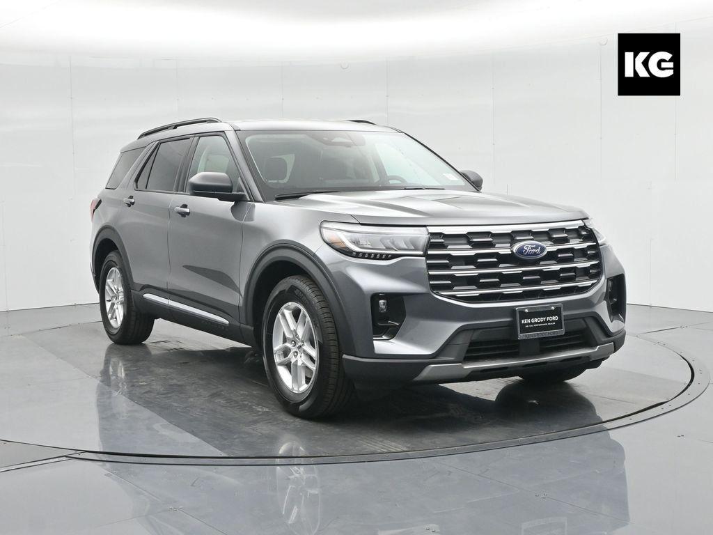 new 2025 Ford Explorer car, priced at $44,620