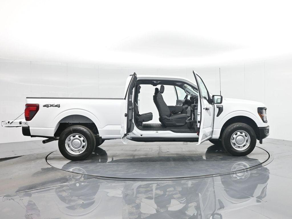 new 2024 Ford F-150 car, priced at $47,550