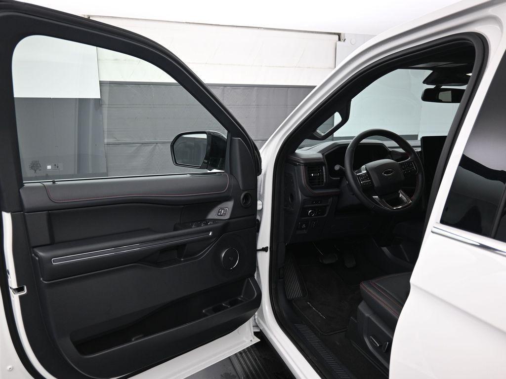 new 2024 Ford Expedition car, priced at $78,004