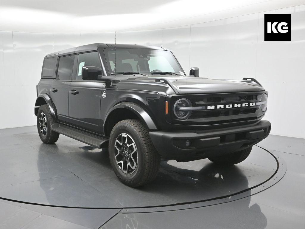 new 2025 Ford Bronco car, priced at $50,890