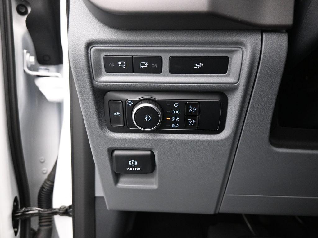 new 2024 Ford F-150 car, priced at $58,056