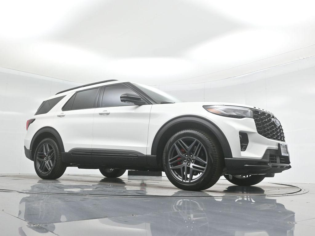 new 2025 Ford Explorer car, priced at $57,150
