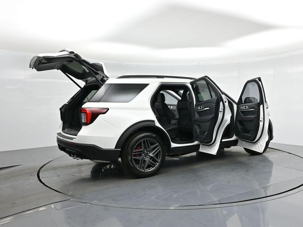 new 2025 Ford Explorer car, priced at $57,150