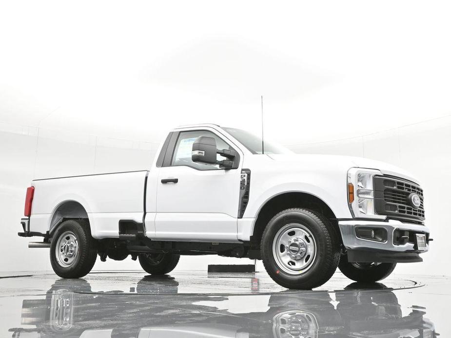 new 2024 Ford F-350 car, priced at $48,495
