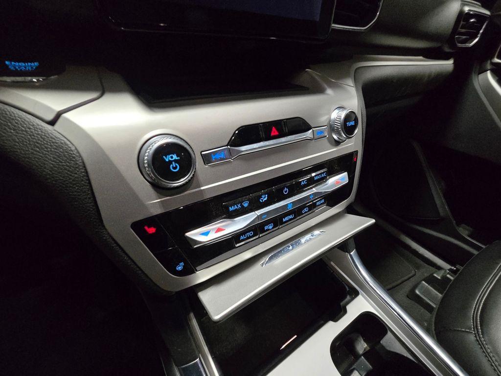 used 2022 Ford Explorer car, priced at $28,500