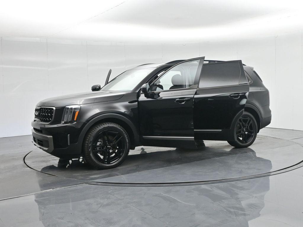 used 2023 Kia Telluride car, priced at $37,300