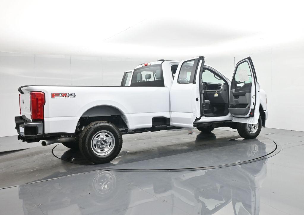 new 2025 Ford F-250 car, priced at $54,375