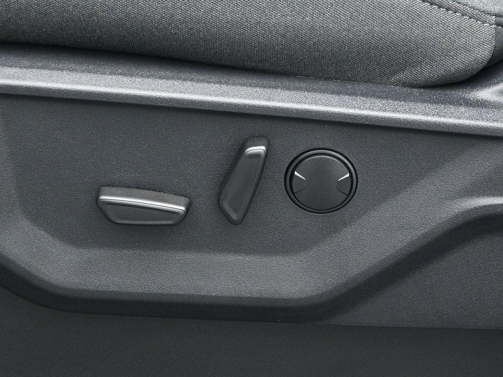 new 2025 Ford Explorer car, priced at $43,785