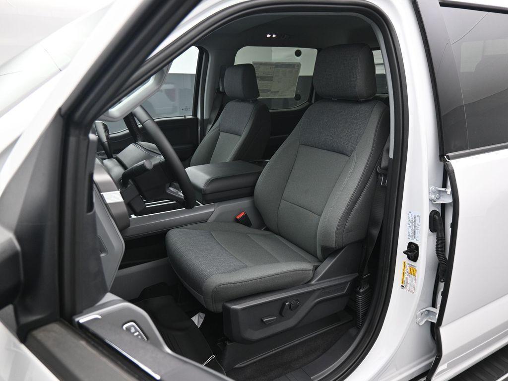 new 2025 Ford Explorer car, priced at $43,785
