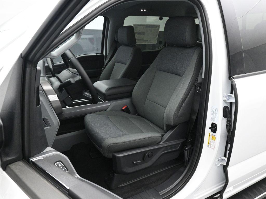 new 2025 Ford Explorer car, priced at $43,785