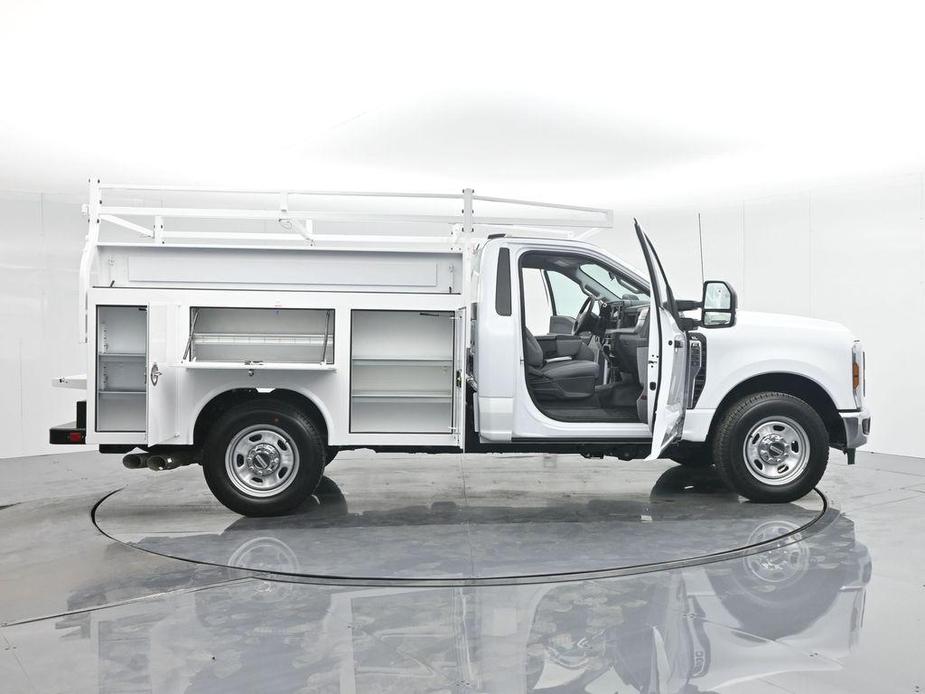 new 2024 Ford F-350 car, priced at $68,545