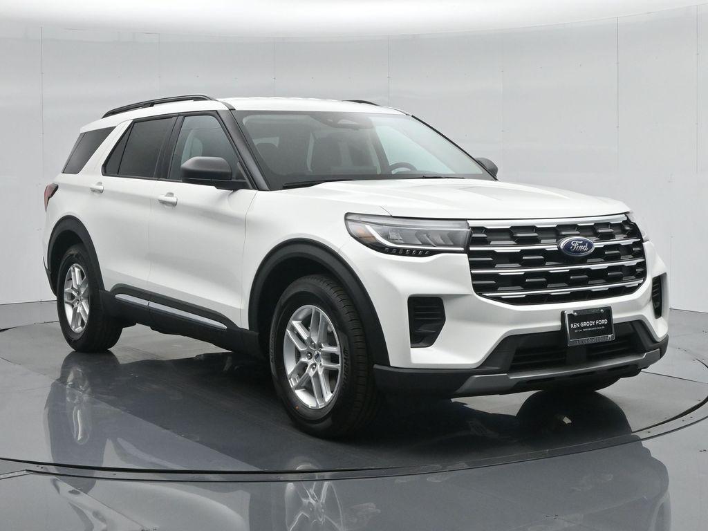 new 2025 Ford Explorer car