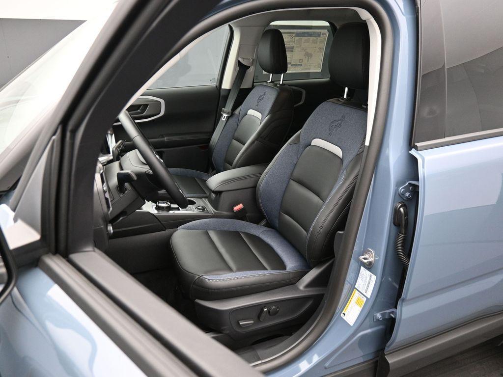 new 2025 Ford Bronco Sport car, priced at $36,913