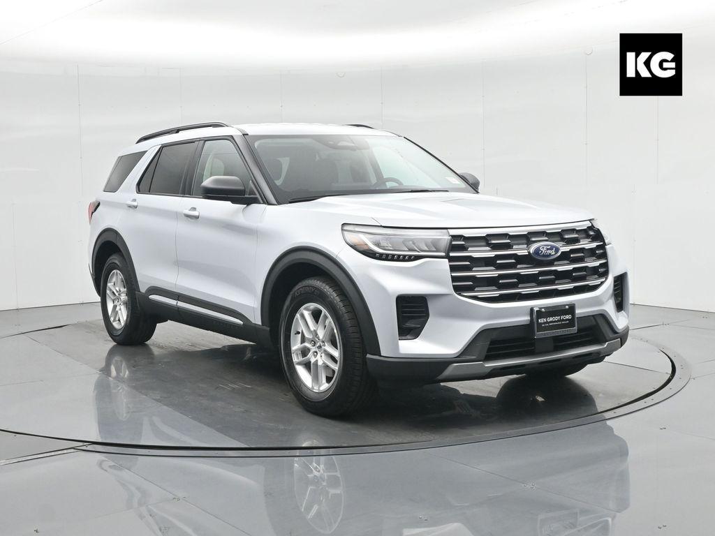 new 2025 Ford Explorer car, priced at $40,645
