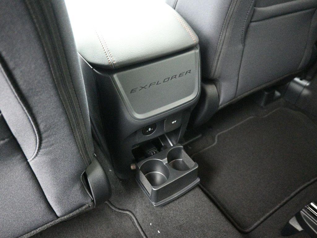new 2025 Ford Explorer car, priced at $40,645