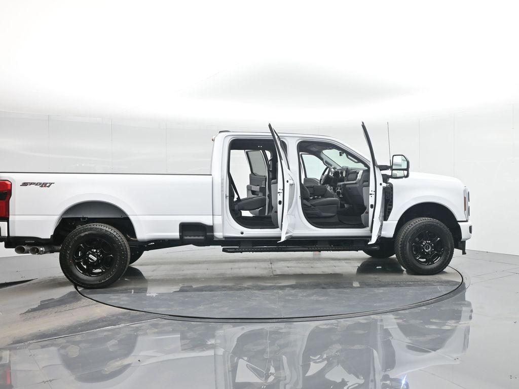 new 2024 Ford F-350 car, priced at $77,190