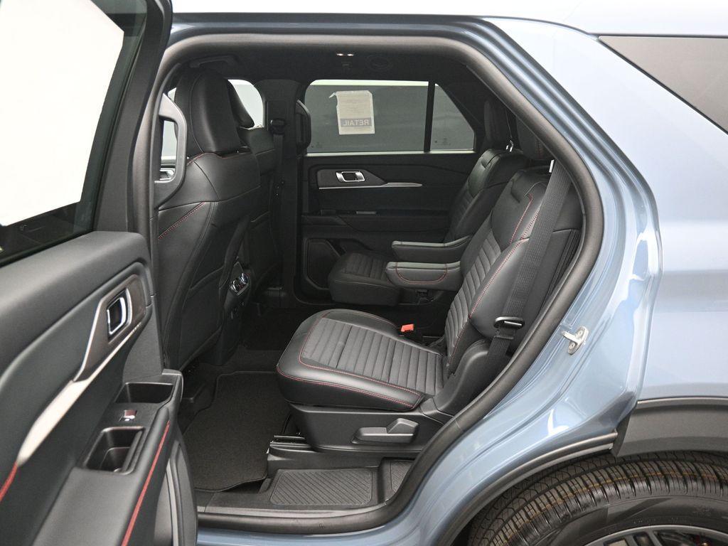 new 2025 Ford Explorer car, priced at $49,125