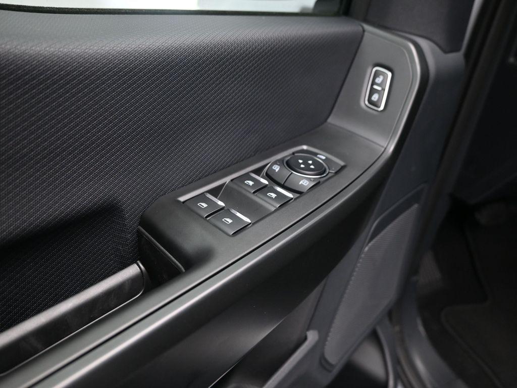 new 2025 Ford F-150 car, priced at $42,288