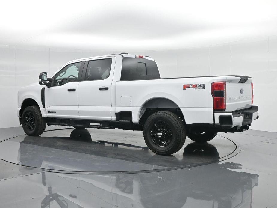 new 2024 Ford F-250 car, priced at $70,000