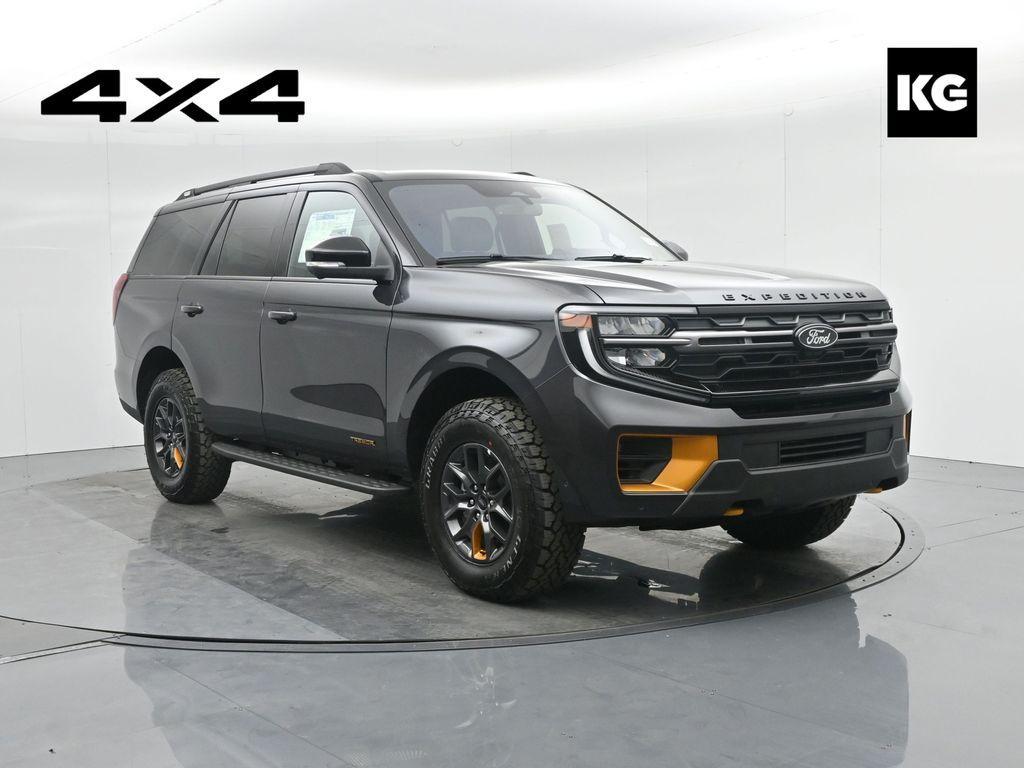 new 2025 Ford Expedition car, priced at $84,895
