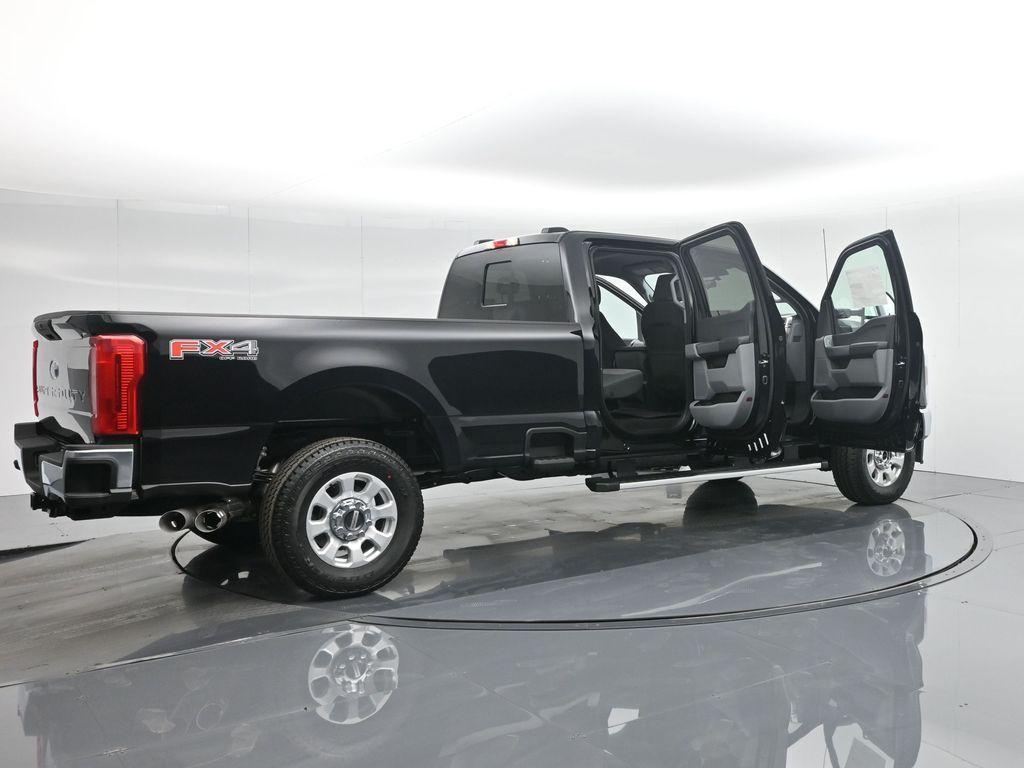 new 2024 Ford F-250 car, priced at $70,660