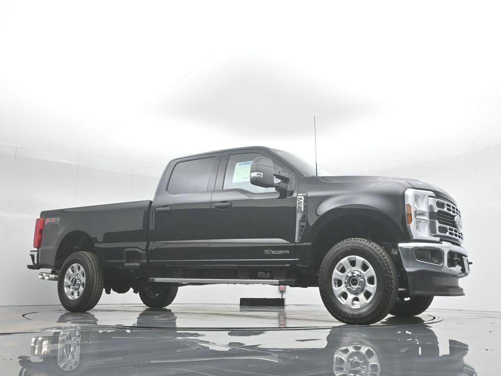 new 2024 Ford F-250 car, priced at $70,660