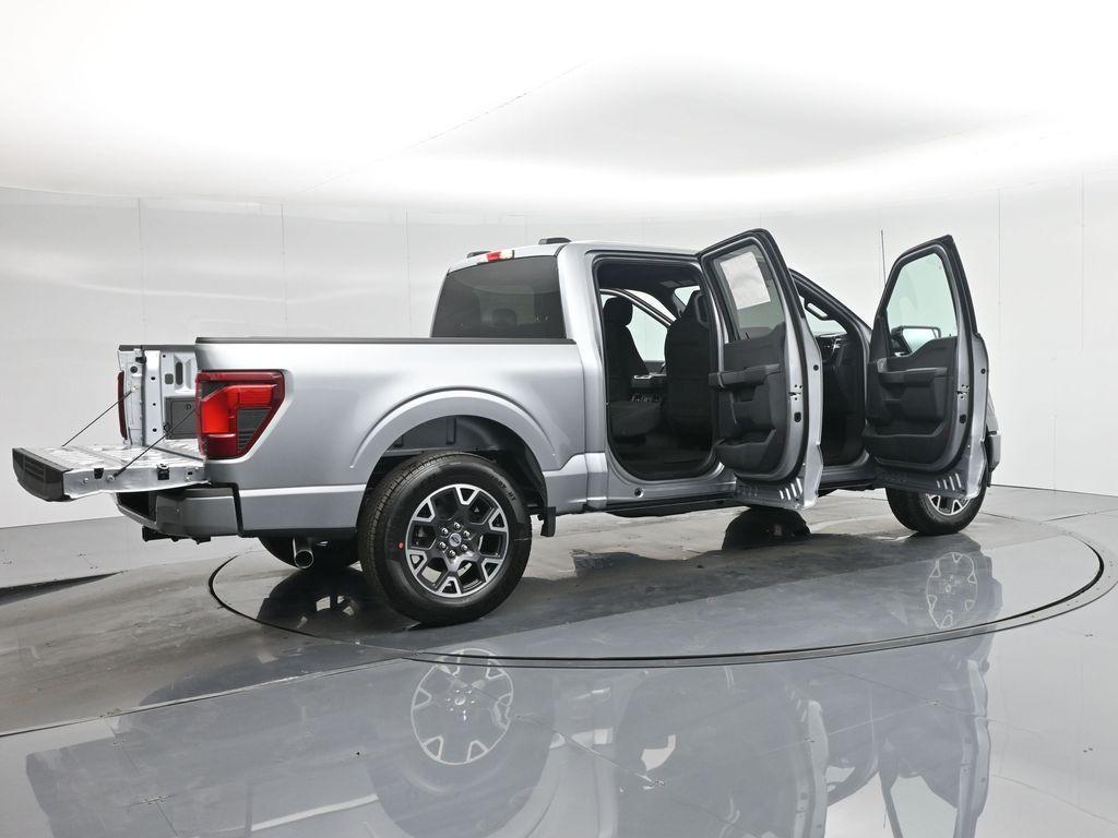 new 2025 Ford F-150 car, priced at $44,432