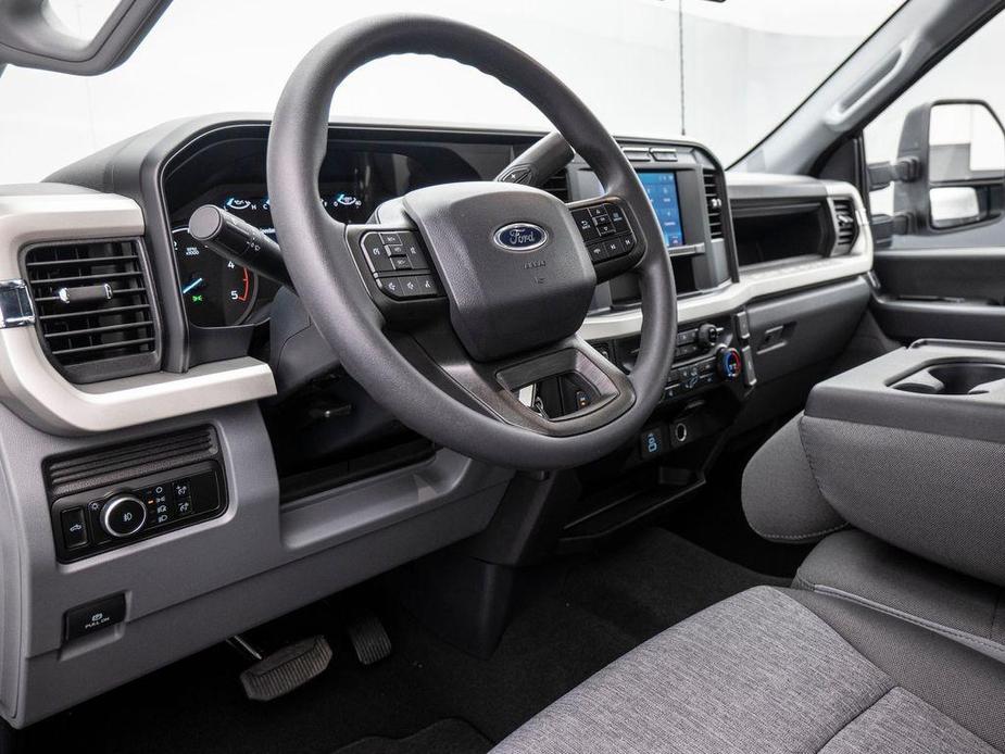 new 2024 Ford F-250 car, priced at $70,655