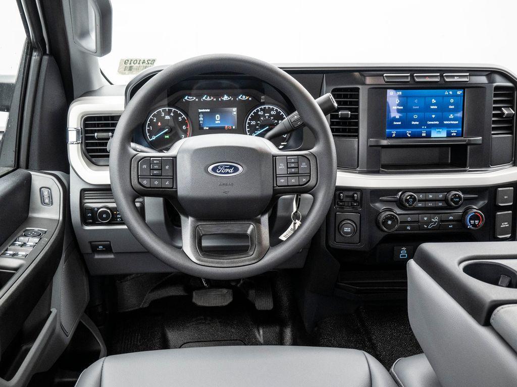 new 2024 Ford F-250 car, priced at $62,182