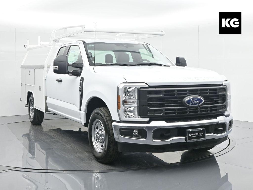 new 2024 Ford F-250 car, priced at $62,182