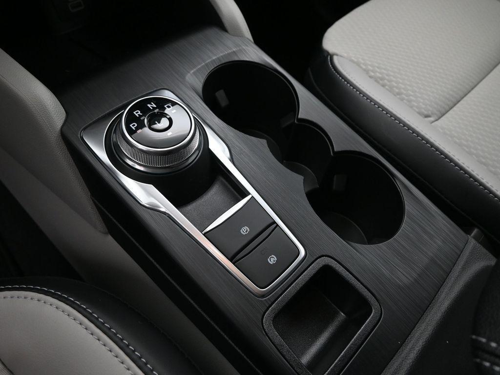 new 2025 Ford Escape car, priced at $33,369
