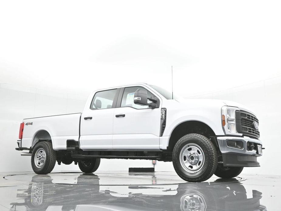 new 2024 Ford F-350 car, priced at $53,600