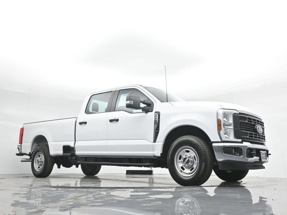 new 2024 Ford F-250 car, priced at $52,115