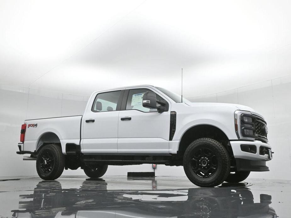 new 2024 Ford F-250 car, priced at $59,995