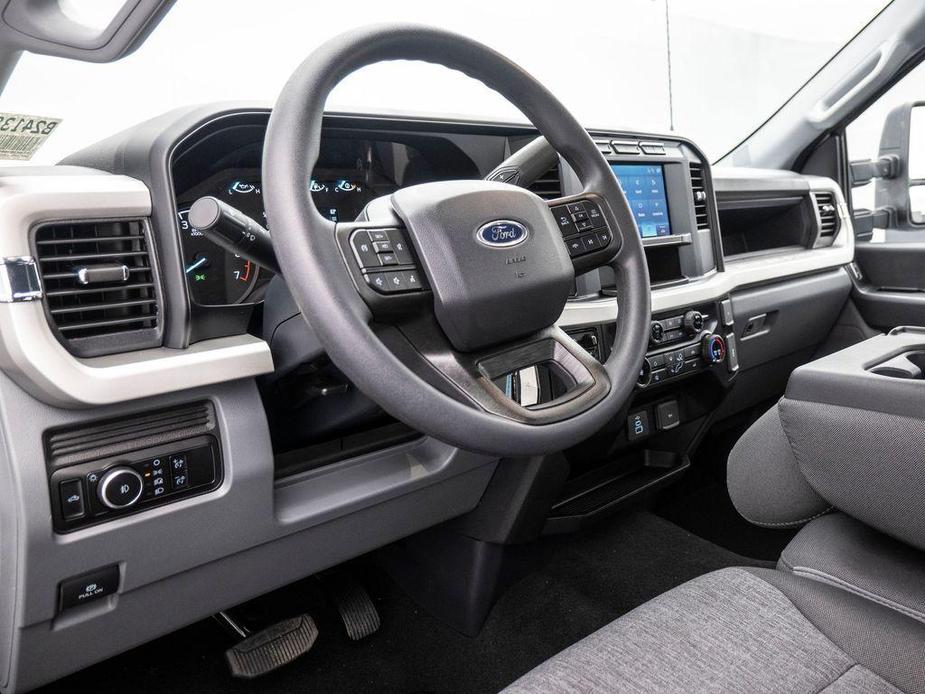 new 2024 Ford F-250 car, priced at $59,995