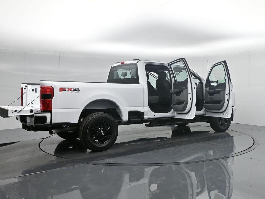 new 2024 Ford F-250 car, priced at $59,995