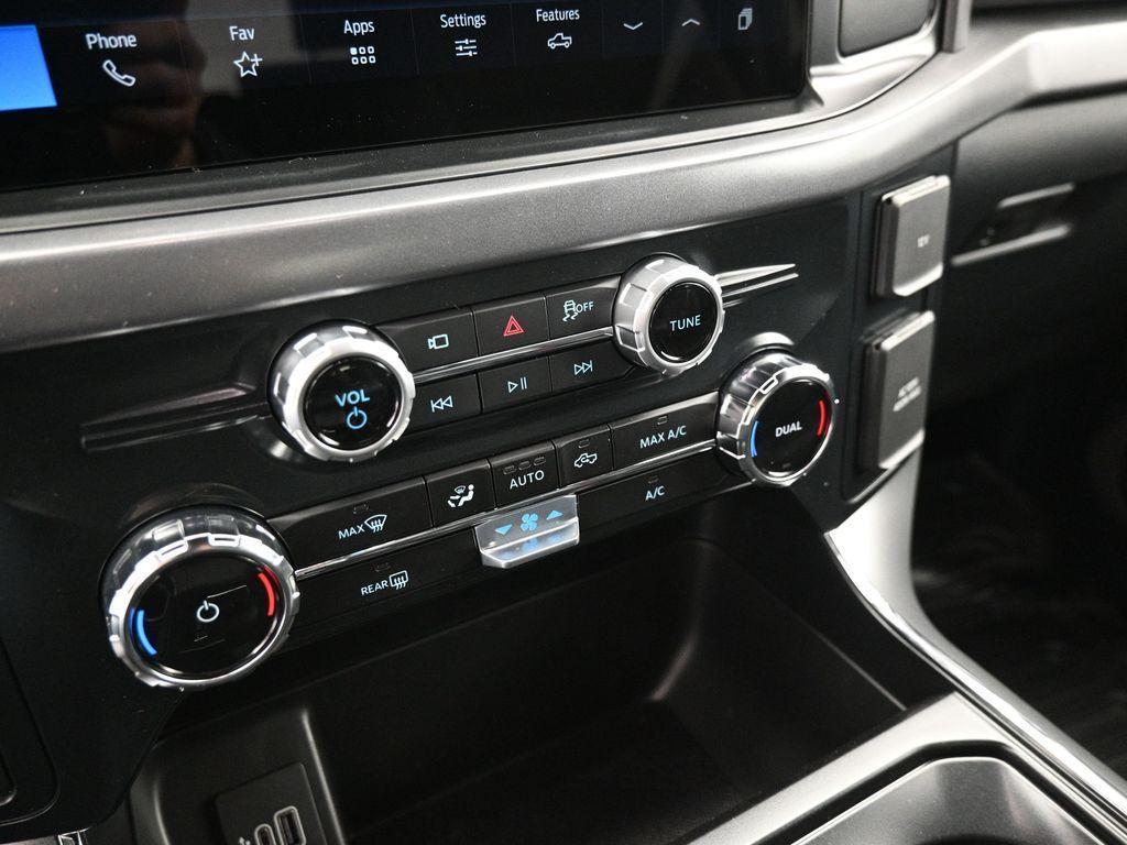 new 2025 Ford F-150 car, priced at $51,733