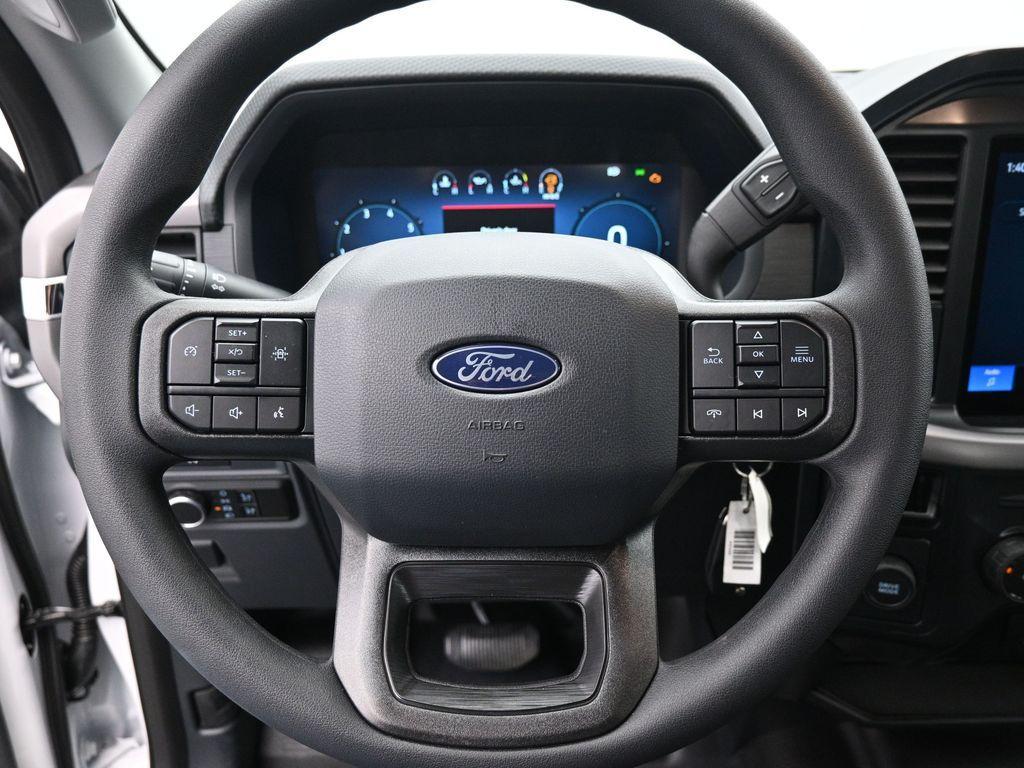 new 2025 Ford F-150 car, priced at $43,105