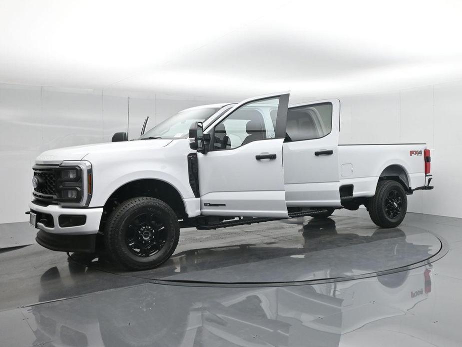 new 2024 Ford F-350 car, priced at $72,755