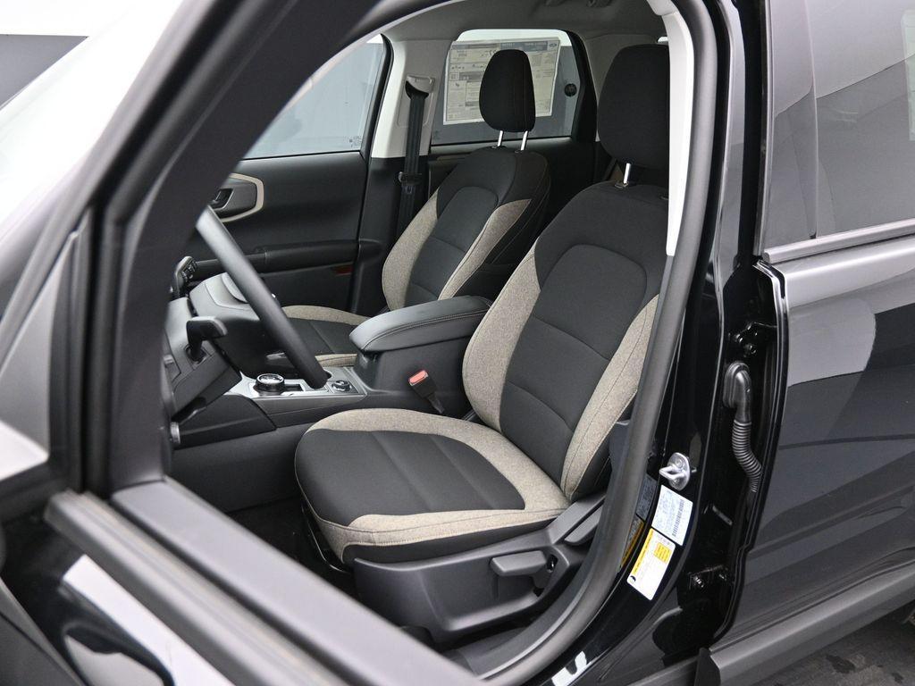 new 2025 Ford Bronco Sport car, priced at $30,938